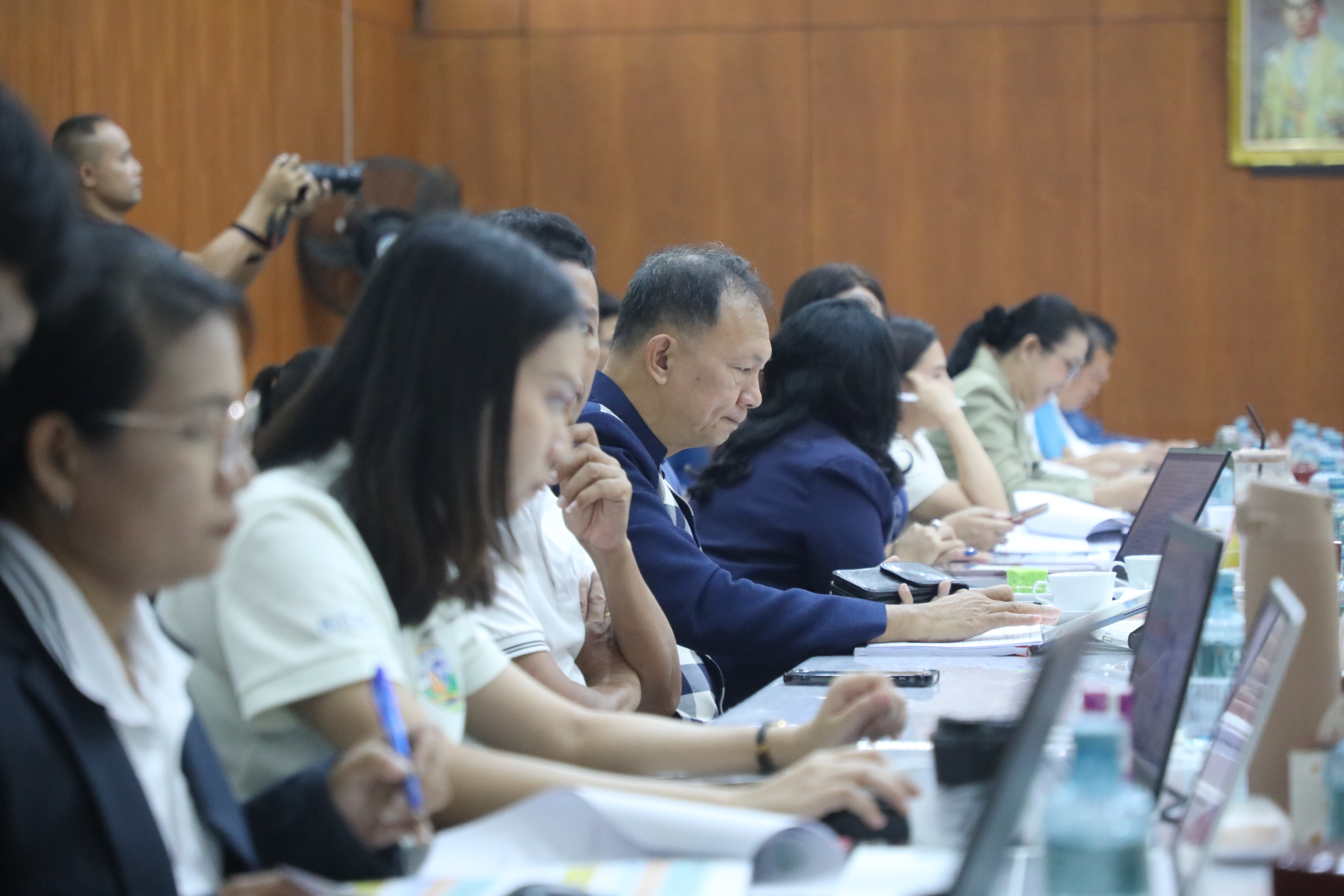 title - ส.ป.ก. ประชุมคณะทำงานติดตามเร่งรัดการใช้จ่ายเงินงบประมาณประจำปีงบประมาณ พ.ศ. 2569 สำนักงานการปฏิรูปที่ดินเพื่อเกษตรกรรม ครั้งที่ 5/2569 